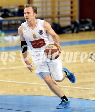 Basketball 2. Bundesliga. Woerthersee Piraten gegen BK Mattersburg Rocks.  Sebastian Huber (Piraten). Klagenfurt, am 1.11.2014.
Foto: Kuess
---
pressefotos, pressefotografie, kuess, qs, qspictures, sport, bild, bilder, bilddatenbank