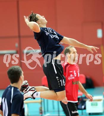 Volleyball Bundesliga. Woerthersee Loewen gegen Amstetten. Simon Fruehbauer (Woerthersee Loewen). Klagenfurt, am 31.10.2014.
Foto: Kuess
---
pressefotos, pressefotografie, kuess, qs, qspictures, sport, bild, bilder, bilddatenbank