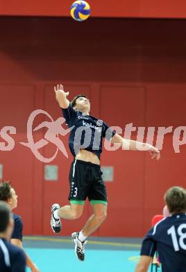 Volleyball Bundesliga. Woerthersee Loewen gegen Amstetten. Lukas Skrabal (Woerthersee Loewen). Klagenfurt, am 31.10.2014.
Foto: Kuess
---
pressefotos, pressefotografie, kuess, qs, qspictures, sport, bild, bilder, bilddatenbank