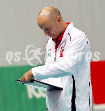 Volleyball Bundesliga. Woerthersee Loewen gegen Amstetten. Trainer Zhivko Kolev (Woerthersee Loewen). Klagenfurt, am 31.10.2014.
Foto: Kuess
---
pressefotos, pressefotografie, kuess, qs, qspictures, sport, bild, bilder, bilddatenbank