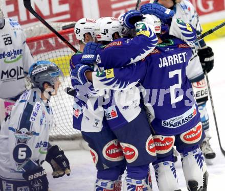 EBEL. Eishockey Bundesliga. EC VSV gegen EHC LIWEST Linz. Torjubel Mark Santorelli, Jason Krog, Darren Haydar, Cole Jarrett (VSV). Villach, am 2.11.2014.
Foto: Kuess 


---
pressefotos, pressefotografie, kuess, qs, qspictures, sport, bild, bilder, bilddatenbank