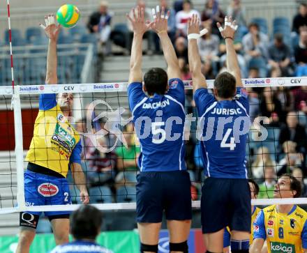 Volleyball Champions League. SK Posojilnica Aich/Dob gegen Olympiacos Piraeus. Rocamora Blazquez Daniel (Aich/Dob). Klagenfurt, am 5.11.2014.
Foto: Kuess
---
pressefotos, pressefotografie, kuess, qs, qspictures, sport, bild, bilder, bilddatenbank