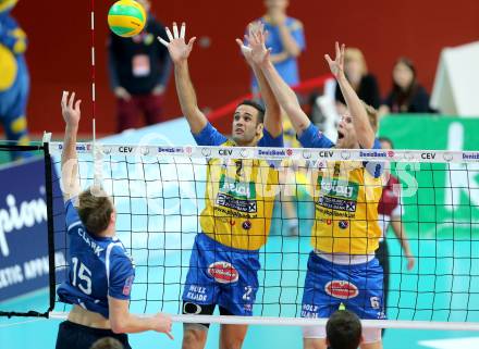 Volleyball Champions League. SK Posojilnica Aich/Dob gegen Olympiacos Piraeus.  Rocamora Blazquez Daniel, Peter Wohlfahrtstaetter (Aich/Dob). Klagenfurt, am 5.11.2014.
Foto: Kuess
---
pressefotos, pressefotografie, kuess, qs, qspictures, sport, bild, bilder, bilddatenbank