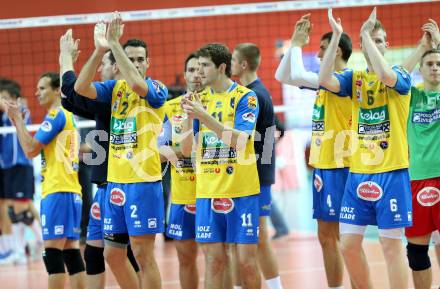 Volleyball Champions League. SK Posojilnica Aich/Dob gegen Olympiacos Piraeus. Rocamora Blazquez Daniel, Danijel Koncilja, Peter Wohlfahrtstaetter (Aich/Dob). Klagenfurt, am 5.11.2014.
Foto: Kuess
---
pressefotos, pressefotografie, kuess, qs, qspictures, sport, bild, bilder, bilddatenbank