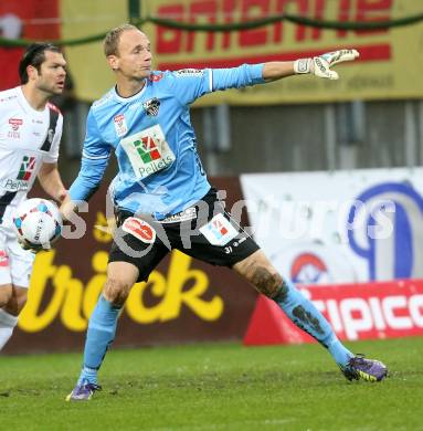 Fussball Bundesliga. RZ Pellets WAC gegen SK Puntigamer Sturm Graz. Alexander Kofler (WAC). Klagenfiurt, am 8.11.2014.
Foto: Kuess

---
pressefotos, pressefotografie, kuess, qs, qspictures, sport, bild, bilder, bilddatenbank