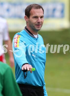 Fussball Unterliga Ost. Ludmannsdorf gegen Ulrichsberg. Schiedsrichter Bernhard Krainz. Ludmannsdorf, am 9.11.2014.
Foto: Kuess
---
pressefotos, pressefotografie, kuess, qs, qspictures, sport, bild, bilder, bilddatenbank