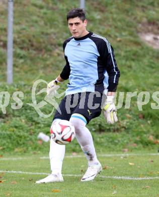 Fussball Unterliga Ost. Ludmannsdorf gegen Ulrichsberg. Marino Maric (Ludmannsdorf). Ludmannsdorf, am 9.11.2014.
Foto: Kuess
---
pressefotos, pressefotografie, kuess, qs, qspictures, sport, bild, bilder, bilddatenbank