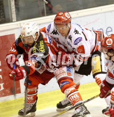 EBEL. Eishockey Bundesliga. KAC gegen HC TWK Innsbruck. Thomas Koch, (KAC), Roland Kaspitz  (Innsbruck). Klagenfurt, am 14.11.2014.
Foto: Kuess 

---
pressefotos, pressefotografie, kuess, qs, qspictures, sport, bild, bilder, bilddatenbank