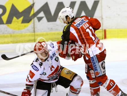 EBEL. Eishockey Bundesliga. KAC gegen HC TWK Innsbruck. Daniel Ban,  (KAC), Florian Pedevilla (Innsbruck). Klagenfurt, am 14.11.2014.
Foto: Kuess 

---
pressefotos, pressefotografie, kuess, qs, qspictures, sport, bild, bilder, bilddatenbank