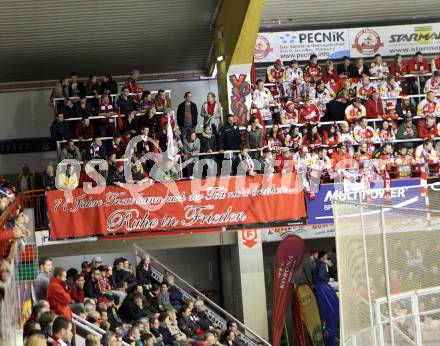 EBEL. Eishockey Bundesliga. KAC gegen HC TWK Innsbruck. Fans, Gedenken an Karl Nedwed (KAC). Klagenfurt, am 14.11.2014.
Foto: Kuess 

---
pressefotos, pressefotografie, kuess, qs, qspictures, sport, bild, bilder, bilddatenbank