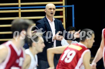 Basketball 2. Bundesliga. Woerthersee Piraten gegen Chin Min Dragons St. Poelten. Trainer Dragan Sliskovic (Piraten). Klagenfurt, 15.11.2014.
Foto: Kuess
---
pressefotos, pressefotografie, kuess, qs, qspictures, sport, bild, bilder, bilddatenbank