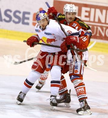 EBEL. Eishockey Bundesliga. KAC gegen EC Red Bull Salzburg.  Jean Francois Jacques,  (KAC), Walter Ben (Salzburg). Klagenfurt, am 16.11.2014.
Foto: Kuess 

---
pressefotos, pressefotografie, kuess, qs, qspictures, sport, bild, bilder, bilddatenbank