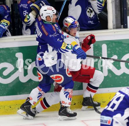 EBEL. Eishockey Bundesliga. EC VSV gegen Red Bull Salzburg.  Gerhard Unterluggauer, (VSV), Markus Poeck (Salzburg). Villach, am 21.11.2014.
Foto: Kuess 


---
pressefotos, pressefotografie, kuess, qs, qspictures, sport, bild, bilder, bilddatenbank