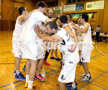 Basketball 2.Bundesliga 2014/15 Grunddurchgang 9.Runde. Radenthein Garnets gegen Basket Flames. Jubel (Radenthein). Klagenfurt, 22.11.2014.
Foto: Kuess
---
pressefotos, pressefotografie, kuess, qs, qspictures, sport, bild, bilder, bilddatenbank