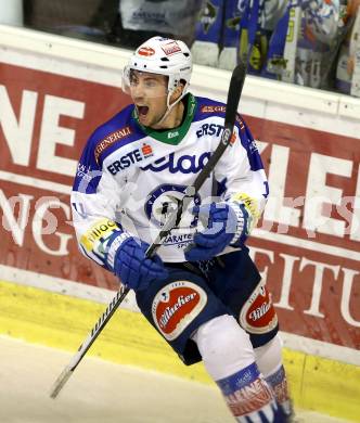 EBEL. Eishockey Bundesliga. KAC gegen VSV.  Torjubel Mark Santorelli (VSV). Klagenfurt, am 23.11.2014.
Foto: Kuess 

---
pressefotos, pressefotografie, kuess, qs, qspictures, sport, bild, bilder, bilddatenbank