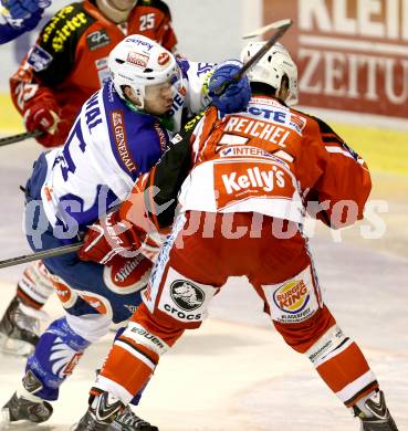 EBEL. Eishockey Bundesliga. KAC gegen VSV. Johannes Reichel, (KAC),  Marco Pewal  (VSV). Klagenfurt, am 23.11.2014.
Foto: Kuess 

---
pressefotos, pressefotografie, kuess, qs, qspictures, sport, bild, bilder, bilddatenbank