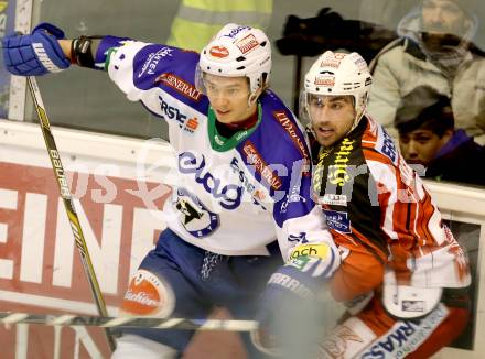 EBEL. Eishockey Bundesliga. KAC gegen VSV.  Martin Schumnig, (KAC),  Philipp Siutz  (VSV). Klagenfurt, am 23.11.2014.
Foto: Kuess 

---
pressefotos, pressefotografie, kuess, qs, qspictures, sport, bild, bilder, bilddatenbank