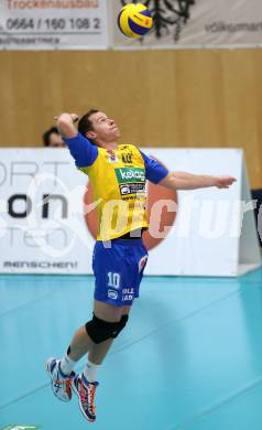 Volleyball AVL. SK Posojilnica Aich/Dob gegen VBC Weiz. Nejc Pusnik (Aich/Dob). Bleiburg, am 27.11.2014.
Foto: Kuess
---
pressefotos, pressefotografie, kuess, qs, qspictures, sport, bild, bilder, bilddatenbank