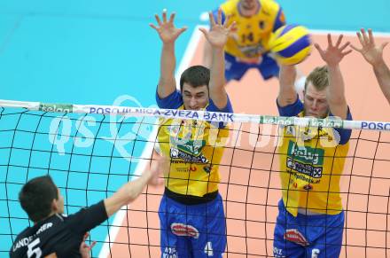 Volleyball AVL. SK Posojilnica Aich/Dob gegen VBC Weiz. Filip Palgut, Peter Wohlfahrtstaetter (Aich/Dob). Bleiburg, am 27.11.2014.
Foto: Kuess
---
pressefotos, pressefotografie, kuess, qs, qspictures, sport, bild, bilder, bilddatenbank