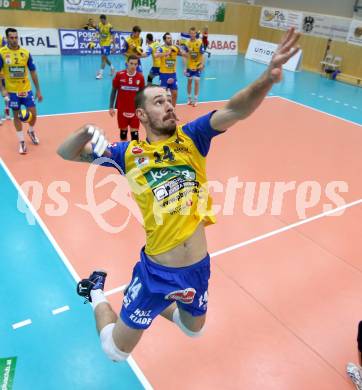 Volleyball AVL. SK Posojilnica Aich/Dob gegen VBC Weiz. Stephen Anthony Nash (Aich/Dob). Bleiburg, am 27.11.2014.
Foto: Kuess
---
pressefotos, pressefotografie, kuess, qs, qspictures, sport, bild, bilder, bilddatenbank