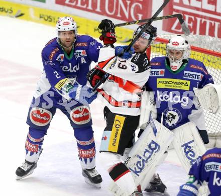 EBEL. Eishockey Bundesliga. EC VSV gegen HC Orli Znojmo. Cole Jarrett, (VSV), Jean Philippe Lamoureux, Roman Tomas  (Znojmo). Villach, am 28.11.2014.
Foto: Kuess 


---
pressefotos, pressefotografie, kuess, qs, qspictures, sport, bild, bilder, bilddatenbank