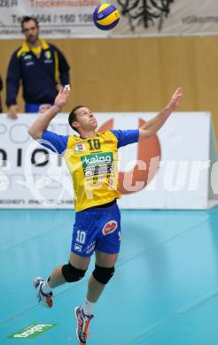 Volleyball AVL. SK Posojilnica Aich/Dob gegen VBC Weiz. Nejc Pusnik (Aich/Dob). Bleiburg, am 27.11.2014.
Foto: Kuess
---
pressefotos, pressefotografie, kuess, qs, qspictures, sport, bild, bilder, bilddatenbank