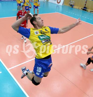 Volleyball AVL. SK Posojilnica Aich/Dob gegen VBC Weiz. Nejc Pusnik (Aich/Dob). Bleiburg, am 27.11.2014.
Foto: Kuess
---
pressefotos, pressefotografie, kuess, qs, qspictures, sport, bild, bilder, bilddatenbank