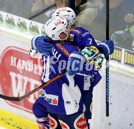 EBEL. Eishockey Bundesliga. EC VSV gegen HC Orli Znojmo. Torjubel Klemen Pretnar, Mark Santorelli (VSV). Villach, am 28.11.2014.
Foto: Kuess 


---
pressefotos, pressefotografie, kuess, qs, qspictures, sport, bild, bilder, bilddatenbank