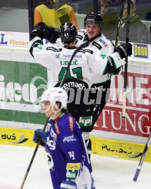 EBEL. Eishockey Bundesliga. EC VSV gegen HDD TELEMACH Olimpija Ljubljana. Torjubel (Laibach). Villach, am 30.11.2014.
Foto: Kuess 


---
pressefotos, pressefotografie, kuess, qs, qspictures, sport, bild, bilder, bilddatenbank