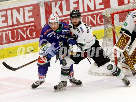 EBEL. Eishockey Bundesliga. EC VSV gegen HDD TELEMACH Olimpija Ljubljana. Mark Santorelli,  (VSV), Igor Cvetek (Laibach). Villach, am 30.11.2014.
Foto: Kuess 


---
pressefotos, pressefotografie, kuess, qs, qspictures, sport, bild, bilder, bilddatenbank