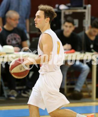 Basketball 2.Bundesliga 2014/15 Grunddurchgang 10.Runde. Woerthersee Piraten gegen Villach Raiders. Tobias Dobernig (Piraten). Klagenfurt, 29.11.2014.
Foto: Kuess
---
pressefotos, pressefotografie, kuess, qs, qspictures, sport, bild, bilder, bilddatenbank