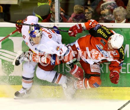 EBEL. Eishockey Bundesliga. KAC gegen EC Red Bull Salzburg. Thomas Poeck,  (KAC), Matthias Trattnig (Salzburg). Klagenfurt, am 30.11.2014.
Foto: Kuess 

---
pressefotos, pressefotografie, kuess, qs, qspictures, sport, bild, bilder, bilddatenbank