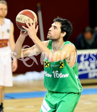 Basketball 2.Bundesliga 2014/15 Grunddurchgang 11.Runde. Woerthersee Piraten gegen Dornbirn Lions. Mario Tobar Ruiz (Dornbirn). Klagenfurt, 6.12.2014.
Foto: Kuess
---
pressefotos, pressefotografie, kuess, qs, qspictures, sport, bild, bilder, bilddatenbank