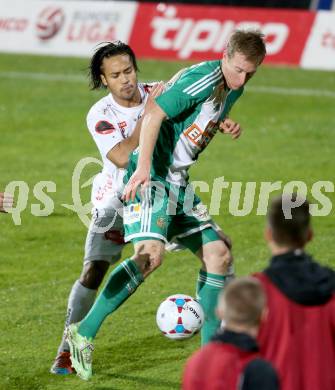 Fussball Bundesliga. RZ Pellets WAC gegen SK Rapid Wien. Stephan Palla,  (WAC), Robert Beric (Rapid). Wolfsberg, am 7.11.2014.
Foto: Kuess

---
pressefotos, pressefotografie, kuess, qs, qspictures, sport, bild, bilder, bilddatenbank