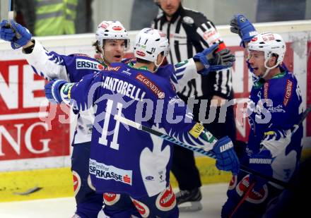 EBEL. Eishockey Bundesliga. EC VSV gegen UPC Vienna Capitals. Torjubel Brock McBride, Mark Santorelli, Marco Pewal (VSV). Villach, am 12.12.2014.
Foto: Kuess 


---
pressefotos, pressefotografie, kuess, qs, qspictures, sport, bild, bilder, bilddatenbank