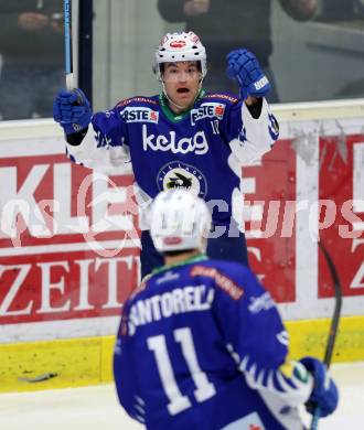 EBEL. Eishockey Bundesliga. EC VSV gegen UPC Vienna Capitals.  Torjubel Brock McBride (VSV). Villach, am 12.12.2014.
Foto: Kuess 


---
pressefotos, pressefotografie, kuess, qs, qspictures, sport, bild, bilder, bilddatenbank