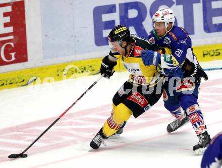 EBEL. Eishockey Bundesliga. EC VSV gegen UPC Vienna Capitals. Nico Brunner,  (VSV), Peter MacArthur (Caps). Villach, am 12.12.2014.
Foto: Kuess 


---
pressefotos, pressefotografie, kuess, qs, qspictures, sport, bild, bilder, bilddatenbank