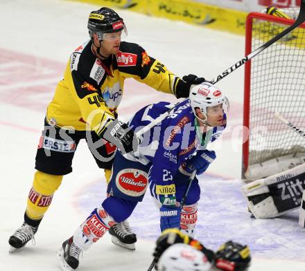 EBEL. Eishockey Bundesliga. EC VSV gegen UPC Vienna Capitals. Darren Haydar, (VSV), Jamie Fraser  (Caps). Villach, am 12.12.2014.
Foto: Kuess 


---
pressefotos, pressefotografie, kuess, qs, qspictures, sport, bild, bilder, bilddatenbank