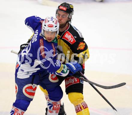 EBEL. Eishockey Bundesliga. EC VSV gegen UPC Vienna Capitals. Jason Krog,  (VSV), Peter MacArthur (Caps). Villach, am 12.12.2014.
Foto: Kuess 


---
pressefotos, pressefotografie, kuess, qs, qspictures, sport, bild, bilder, bilddatenbank