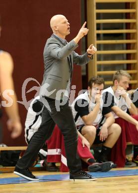 Basketball 2.Bundesliga 2014/15 Grunddurchgang 12.Runde. KOS Celovec gegen Mattersburg Rocks. Trainer Mike Coffin (Mattersburg Rocks). Klagenfurt, 13.12.2014.
Foto: Kuess
---
pressefotos, pressefotografie, kuess, qs, qspictures, sport, bild, bilder, bilddatenbank