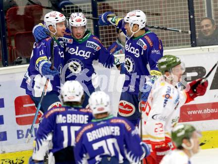 EBEL. Eishockey Bundesliga. EC VSV gegen HCB SUEDTIROL.  Torjubel Marco Pewal, Mark Santorelli, Cole Jarrett, Brock McBride, Nico Brunner (VSV). Villach, am 14.12.2014.
Foto: Kuess 


---
pressefotos, pressefotografie, kuess, qs, qspictures, sport, bild, bilder, bilddatenbank