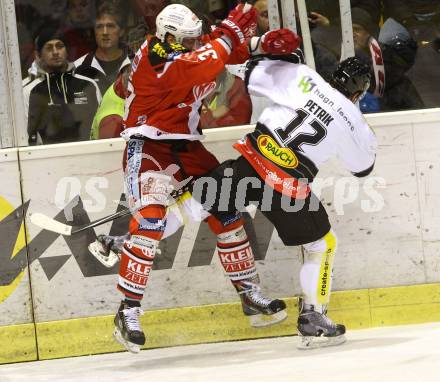 EBEL. Eishockey Bundesliga. KAC gegen Dornbirner Eishockey Club. Jean Francois Jacques, (KAC),   Nikolas Petrik (Dornbirn). Klagenfurt, am 14.12.2014.
Foto: Kuess 

---
pressefotos, pressefotografie, kuess, qs, qspictures, sport, bild, bilder, bilddatenbank