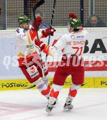 EBEL. Eishockey Bundesliga. EC VSV gegen HCB SUEDTIROL. Torjubel Ziga Pance, Philip Joseph De Simone (Bozen). Villach, am 14.12.2014.
Foto: Kuess 


---
pressefotos, pressefotografie, kuess, qs, qspictures, sport, bild, bilder, bilddatenbank