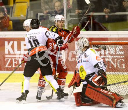 EBEL. Eishockey Bundesliga. KAC gegen Dornbirner Eishockey Club. Manuel Geier,  (KAC),  Andy Sertich (Dornbirn). Klagenfurt, am 14.12.2014.
Foto: Kuess 

---
pressefotos, pressefotografie, kuess, qs, qspictures, sport, bild, bilder, bilddatenbank