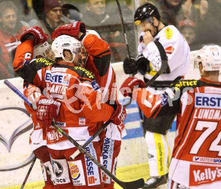 EBEL. Eishockey Bundesliga. KAC gegen Dornbirner Eishockey Club. Torjubel Jason DeSANTIS, Thomas KOCH, Manuel GEIER (KAC). Klagenfurt, am 14.12.2014.
Foto: Kuess

---
pressefotos, pressefotografie, kuess, qs, qspictures, sport, bild, bilder, bilddatenbank