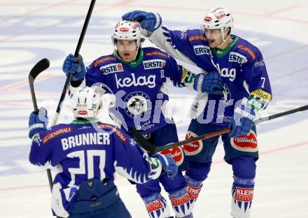 EBEL. Eishockey Bundesliga. EC VSV gegen HCB SUEDTIROL. Torjubel Brock McBride, Nico Brunner, Klemen Pretnar (VSV). Villach, am 14.12.2014.
Foto: Kuess 


---
pressefotos, pressefotografie, kuess, qs, qspictures, sport, bild, bilder, bilddatenbank