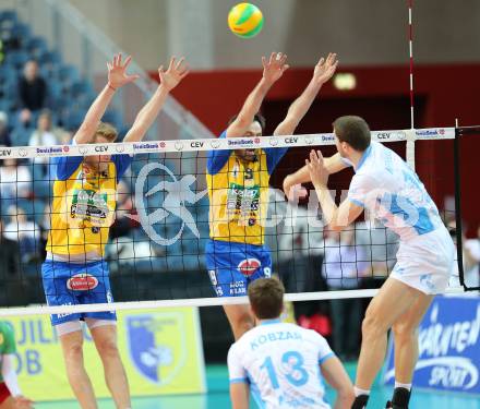 Volleyball Champions League. SK Posojilnica Aich/Dob gegen Zenit Kazan.  Peter Wohlfahrtstaetter, Andrej Grut (Aich/Dob). Klagenfurt, am 17.12.2014.
Foto: Kuess
---
pressefotos, pressefotografie, kuess, qs, qspictures, sport, bild, bilder, bilddatenbank