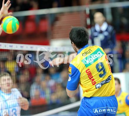 Volleyball Champions League. SK Posojilnica Aich/Dob gegen Zenit Kazan.  Andrej Grut (Aich/Dob). Klagenfurt, am 17.12.2014.
Foto: Kuess
---
pressefotos, pressefotografie, kuess, qs, qspictures, sport, bild, bilder, bilddatenbank