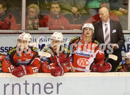 EBEL. Eishockey Bundesliga. KAC gegen HC TWK Innsbruck. Stephan Geier, Marcel Rodman, Lukas Pither, Trainer Doug Mason (KAC). Klagenfurt, am 19.12.2014.
Foto: Kuess 

---
pressefotos, pressefotografie, kuess, qs, qspictures, sport, bild, bilder, bilddatenbank