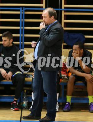 Basketball 2.Bundesliga 2014/15 Grunddurchgang 13.Runde. Woerthersee Piraten gegen Basket Flames. Co-Trainer Roland Schoenhofer (Basket Flames). Klagenfurt, 20.12.2014.
Foto: Kuess
---
pressefotos, pressefotografie, kuess, qs, qspictures, sport, bild, bilder, bilddatenbank